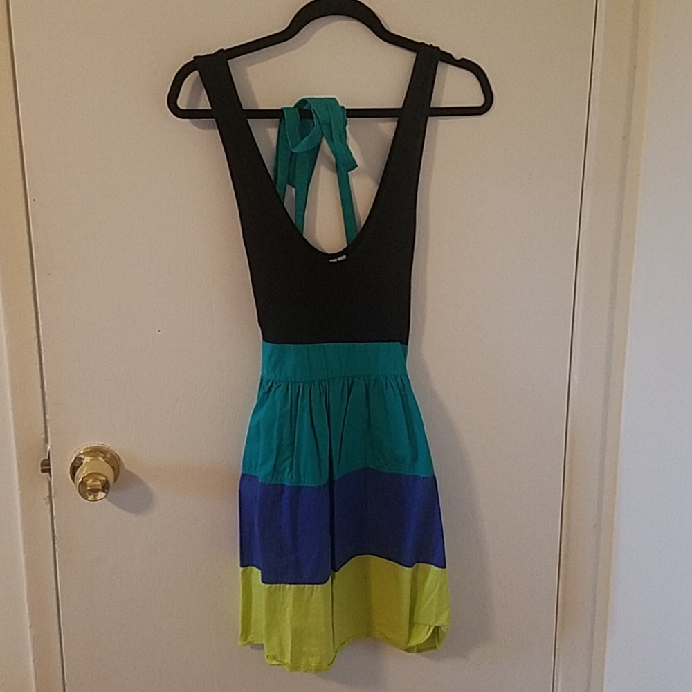 Cute block dress